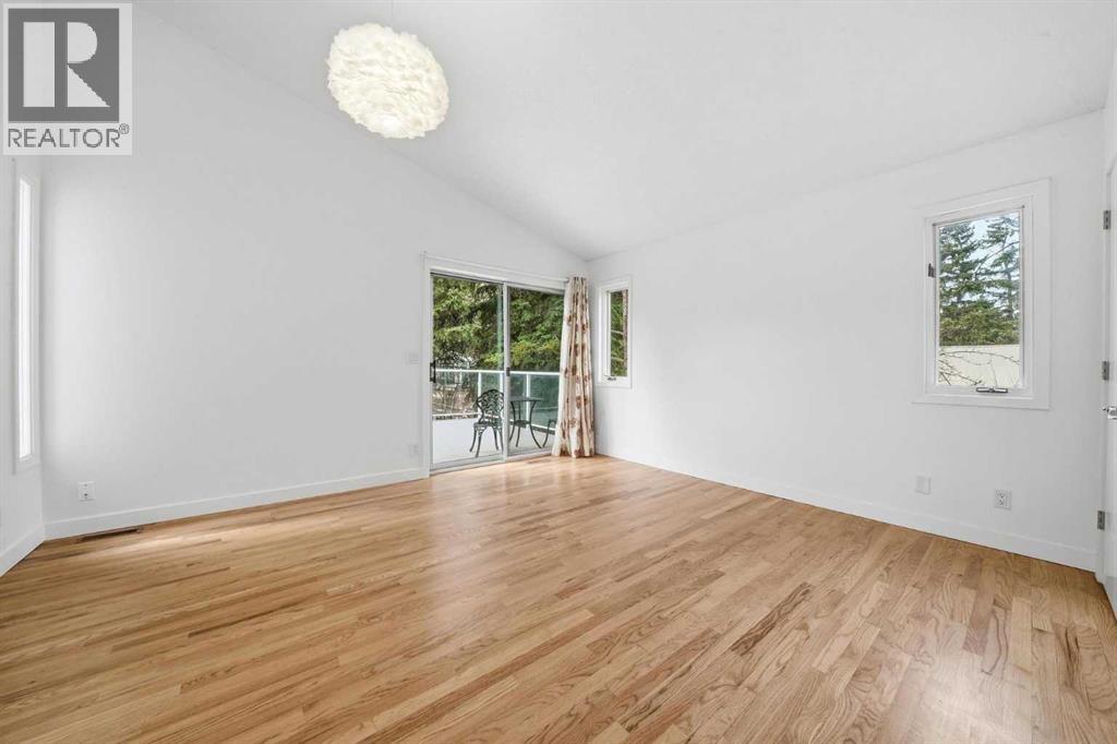 8003 33 Avenue NW, Calgary, Alberta  T3B 1L5 - Photo 24 - A2304742