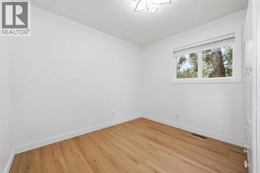 8003 33 Avenue NW, Calgary, Alberta  T3B 1L5 - Photo 28 - A2304742