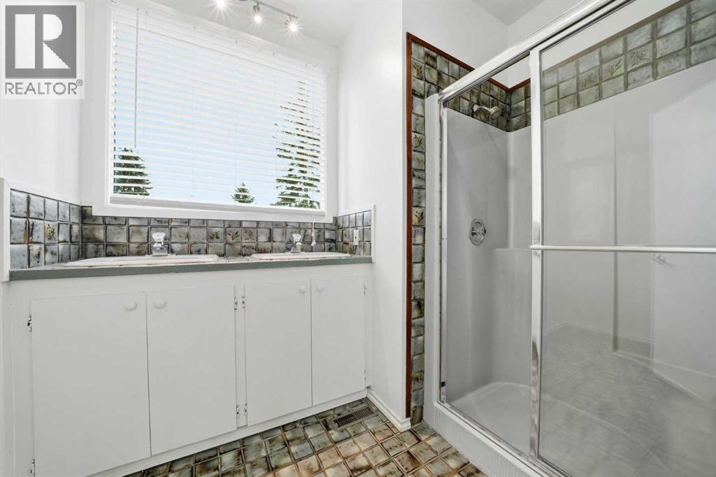 8003 33 Avenue NW, Calgary, Alberta  T3B 1L5 - Photo 26 - A2304742