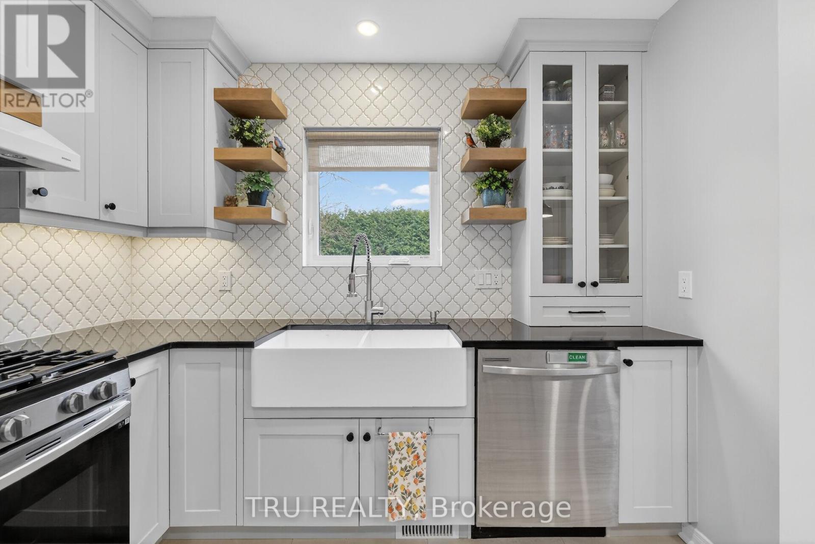 36 James Lewis Avenue, Ottawa, Ontario  K2S 1K4 - Photo 12 - X13058794