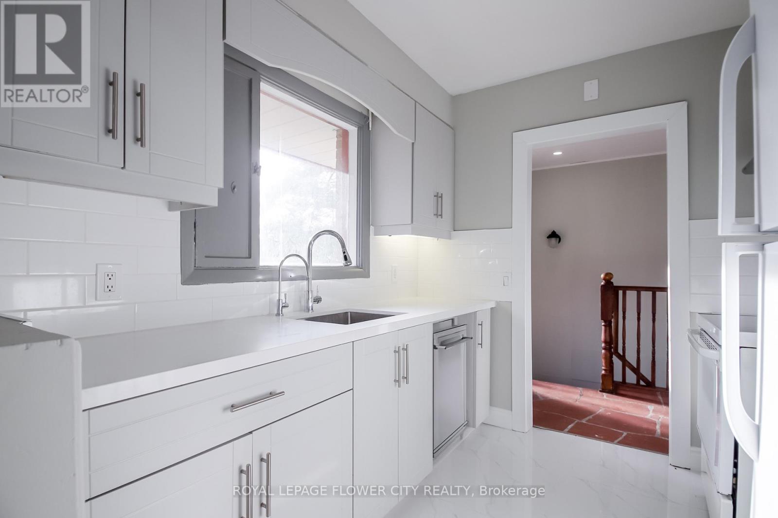 7555 Old Church Road, Caledon, Ontario  L7E 0P5 - Photo 6 - W13058188