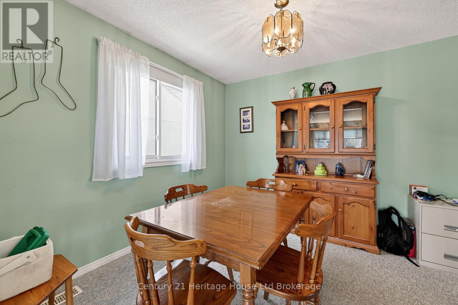 48 Tagge Street, Kitchener, Ontario  N2K 3R7 - Photo 11 - X13058932