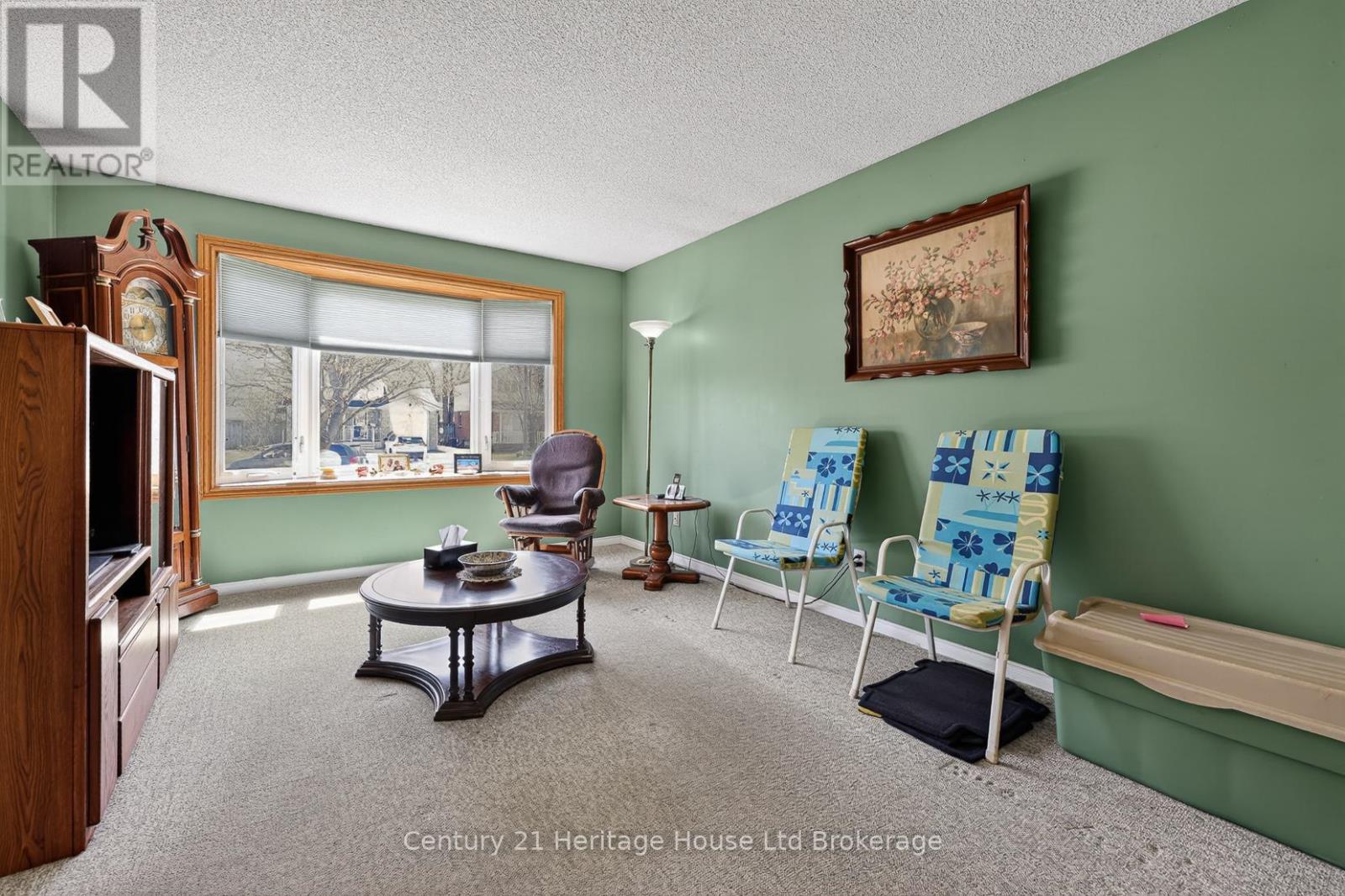 48 Tagge Street, Kitchener, Ontario  N2K 3R7 - Photo 9 - X13058932