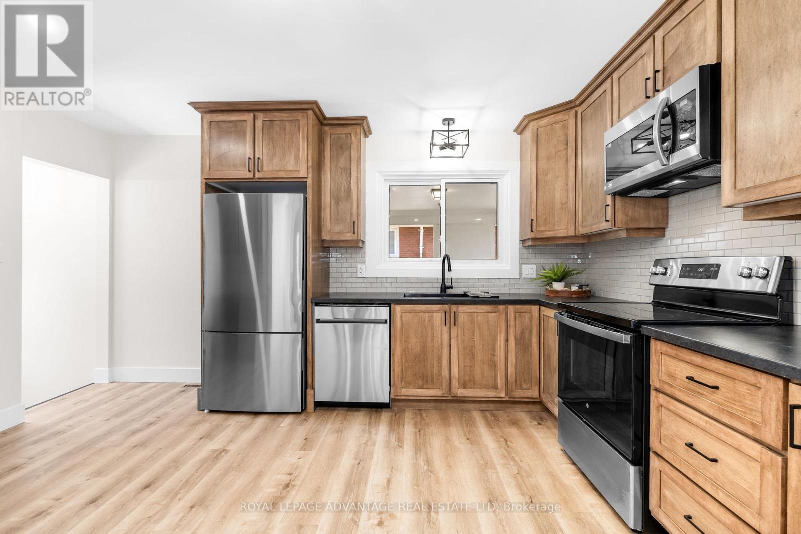 174 Carss Avenue, Smiths Falls, Ontario  K7A 4B1 - Photo 6 - X13058874