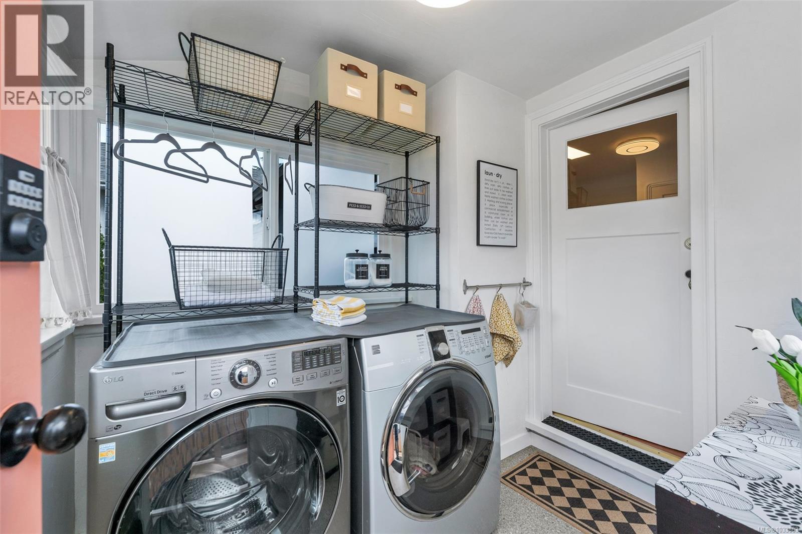 1066 Finlayson St, Victoria, British Columbia  V8T 2T7 - Photo 35 - 1033883