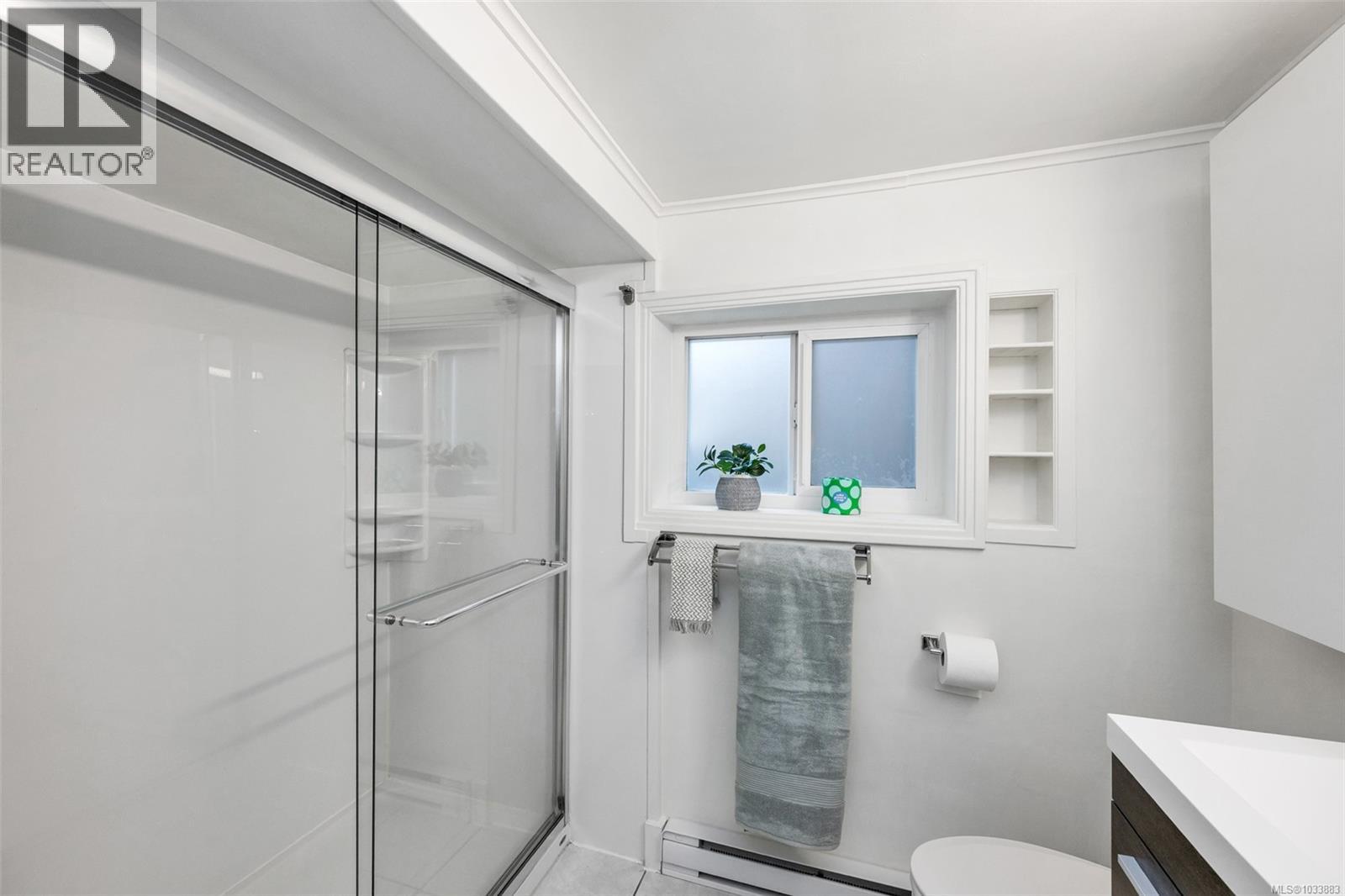 1066 Finlayson St, Victoria, British Columbia  V8T 2T7 - Photo 37 - 1033883