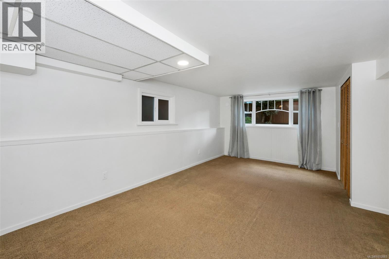 1066 Finlayson St, Victoria, British Columbia  V8T 2T7 - Photo 42 - 1033883