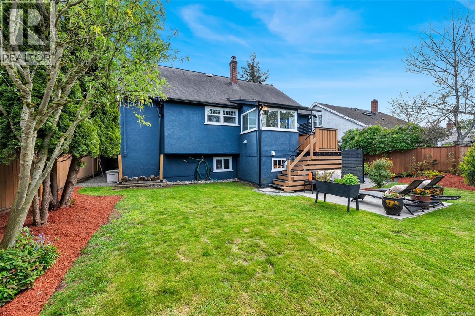 1066 Finlayson St, Victoria, British Columbia  V8T 2T7 - Photo 70 - 1033883