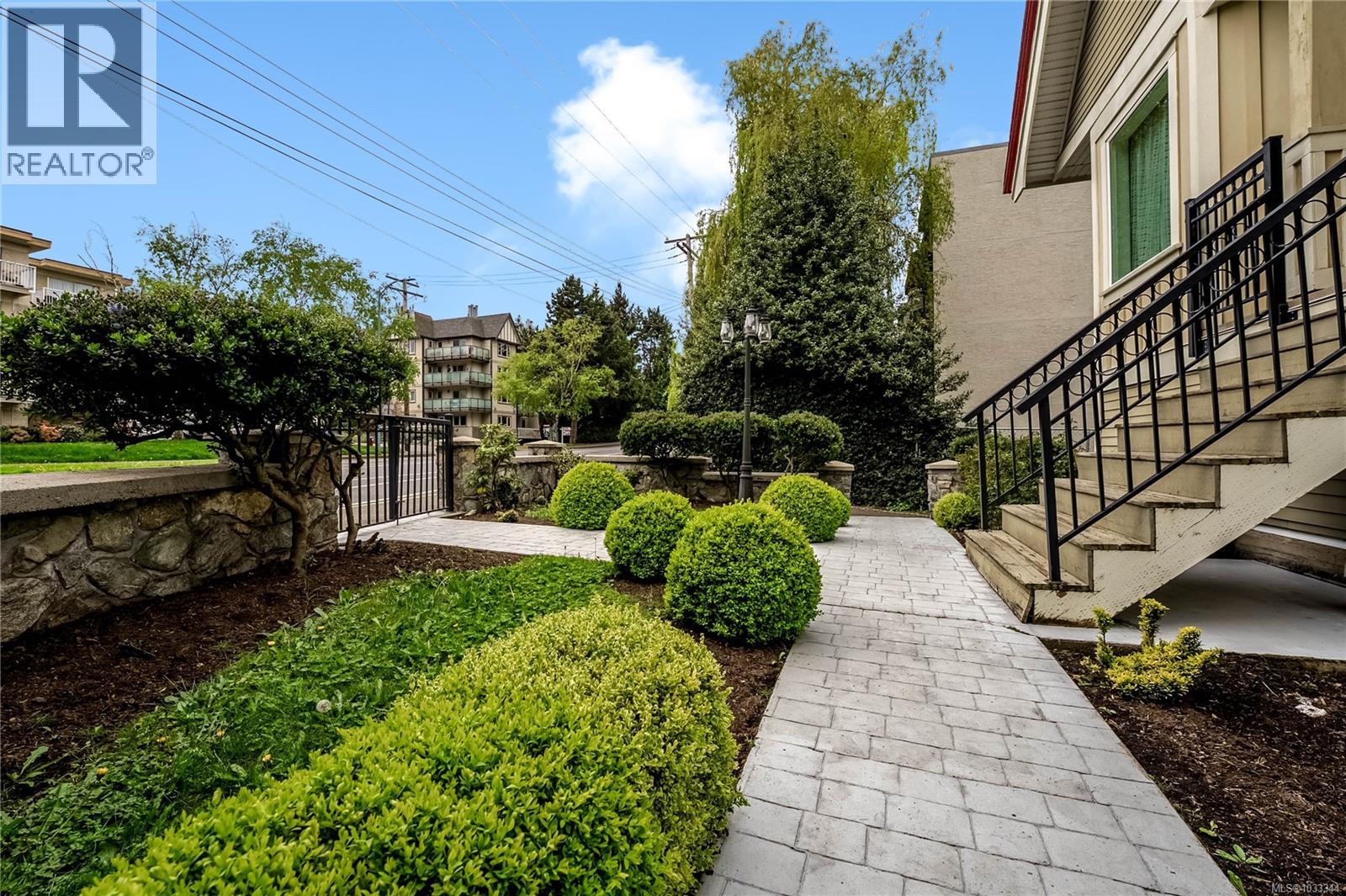 3 1376 Pandora Ave, Victoria, British Columbia  V8R 1A3 - Photo 29 - 1033344