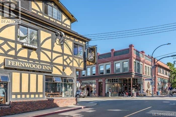 3 1376 Pandora Ave, Victoria, British Columbia  V8R 1A3 - Photo 37 - 1033344