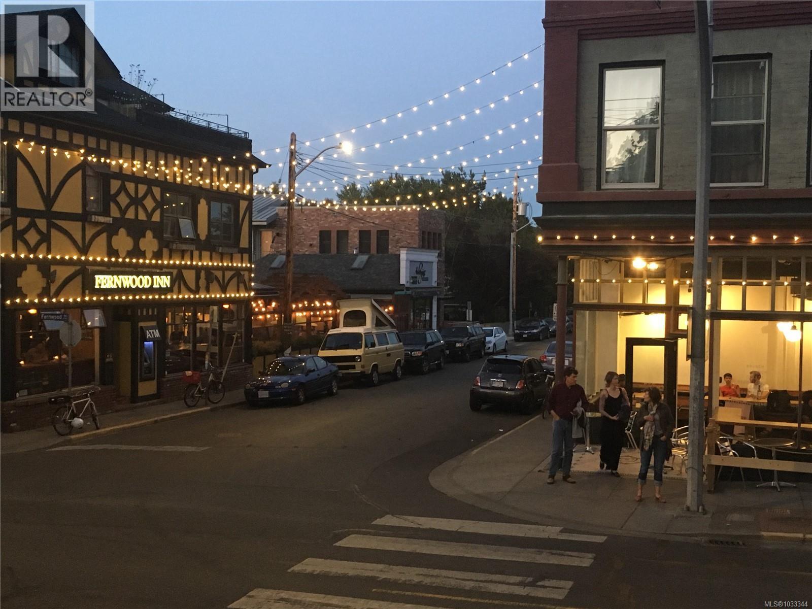 3 1376 Pandora Ave, Victoria, British Columbia  V8R 1A3 - Photo 38 - 1033344