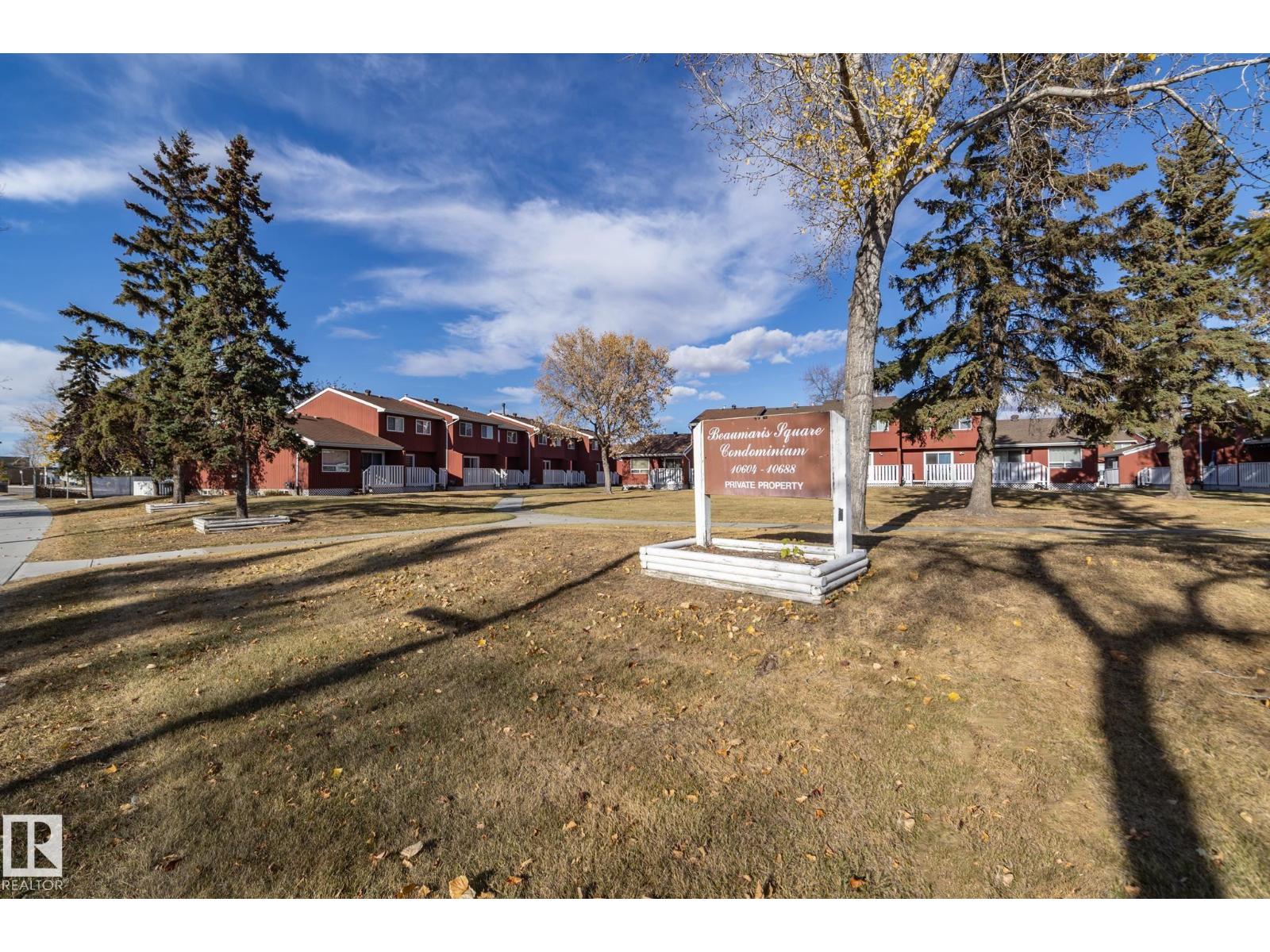 10656 BEAUMARIS RD NW, Edmonton, Alberta