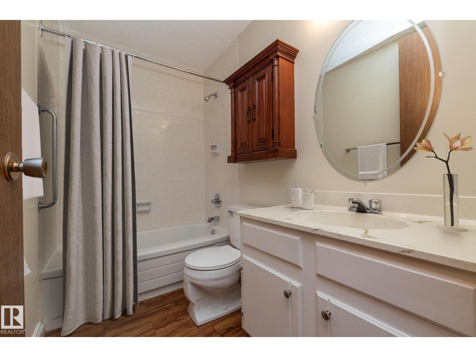 10656 Beaumaris Rd Nw, Edmonton, Alberta  T5X 3N4 - Photo 17 - E4477878