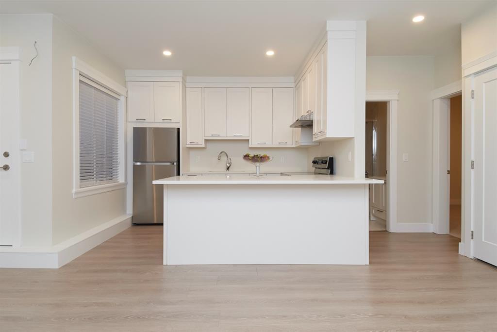 2751 164 Street, Surrey, British Columbia  V3Z 0E2 - Photo 3 - R3117337