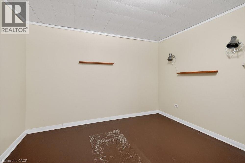 1502 Barker Avenue, Burlington, Ontario  L7P 2R4 - Photo 34 - 40822416