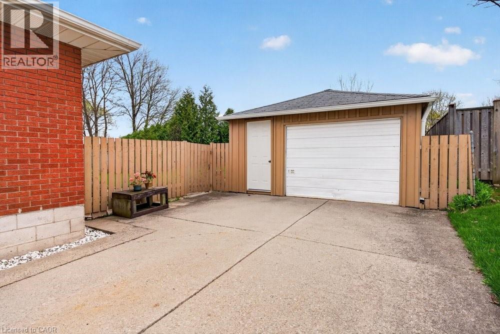 1502 Barker Avenue, Burlington, Ontario  L7P 2R4 - Photo 40 - 40822416