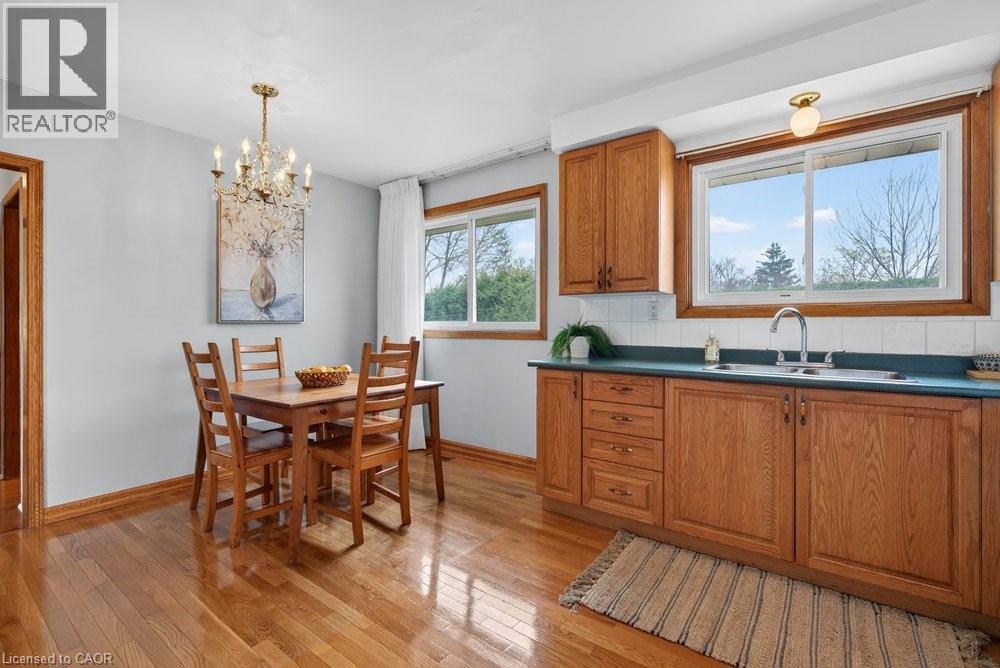 1502 Barker Avenue, Burlington, Ontario  L7P 2R4 - Photo 14 - 40822416