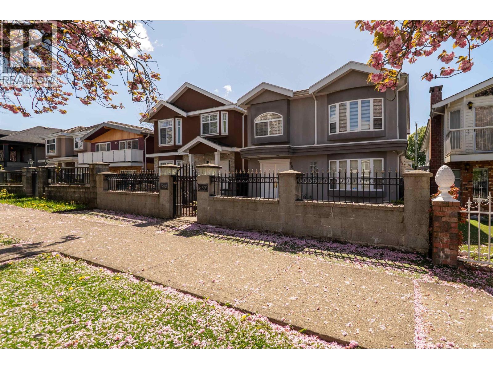 592 E 50th Avenue, Vancouver, British Columbia  V5X 1B2 - Photo 2 - R3117265