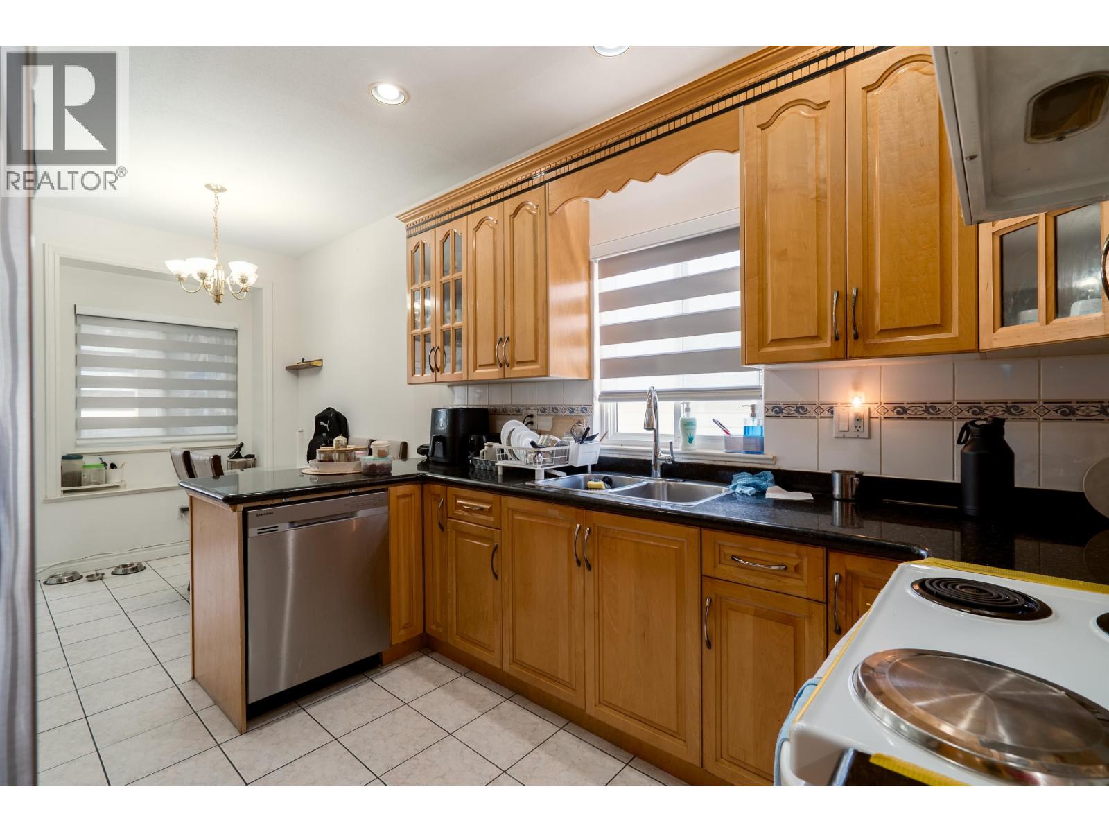 592 E 50th Avenue, Vancouver, British Columbia  V5X 1B2 - Photo 19 - R3117265