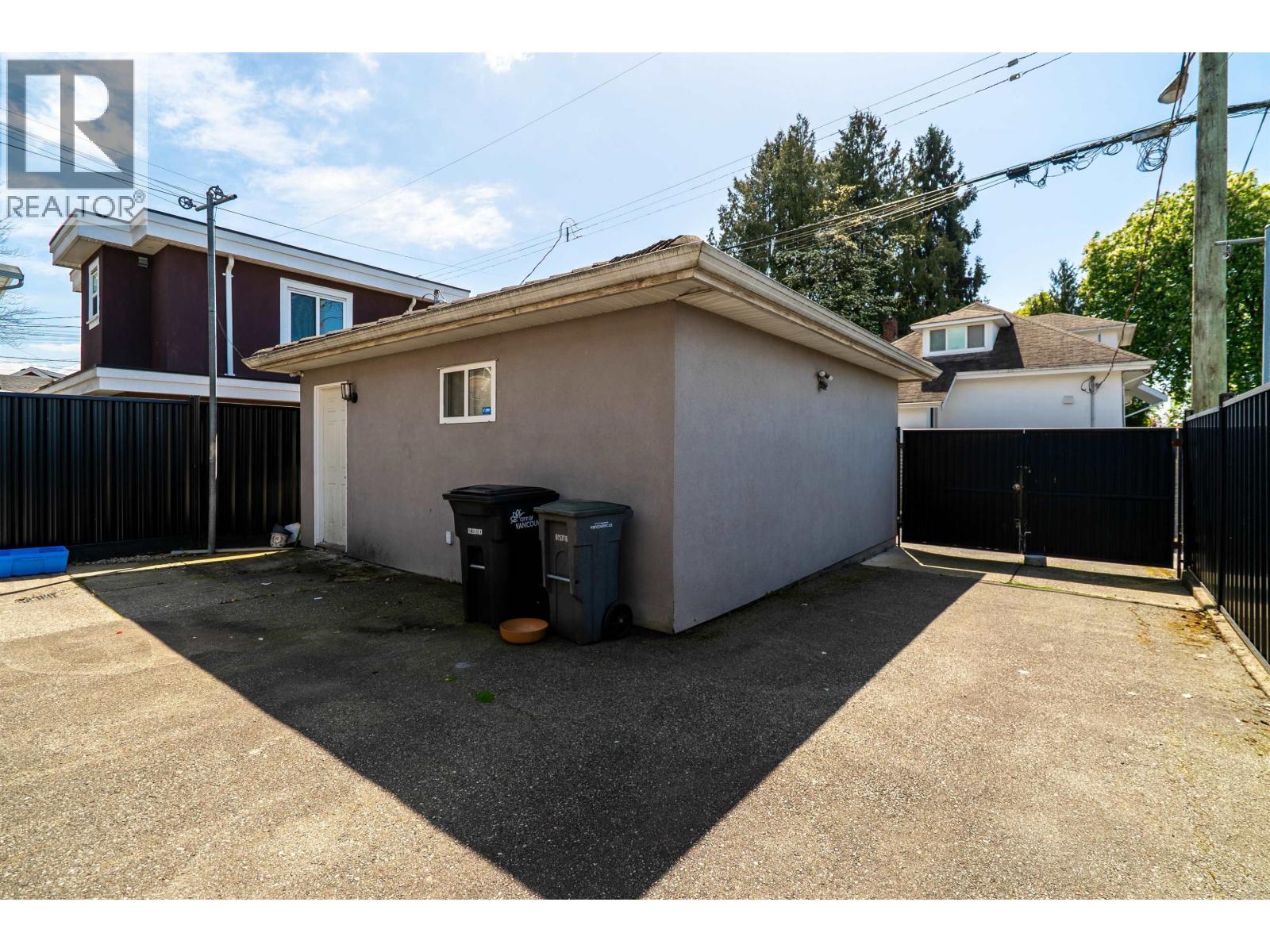 592 E 50th Avenue, Vancouver, British Columbia  V5X 1B2 - Photo 13 - R3117265