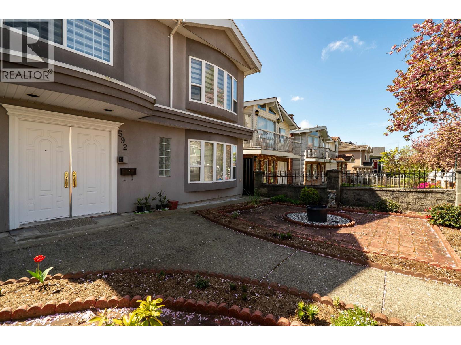 592 E 50th Avenue, Vancouver, British Columbia  V5X 1B2 - Photo 5 - R3117265