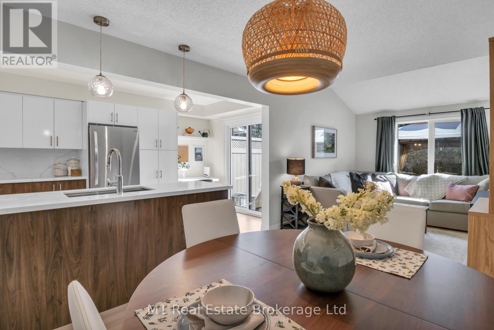 5 - 39 Ptarmigan Drive, Guelph (Kortright Hills), Ontario  N1C 1E8 - Photo 16 - X13058826