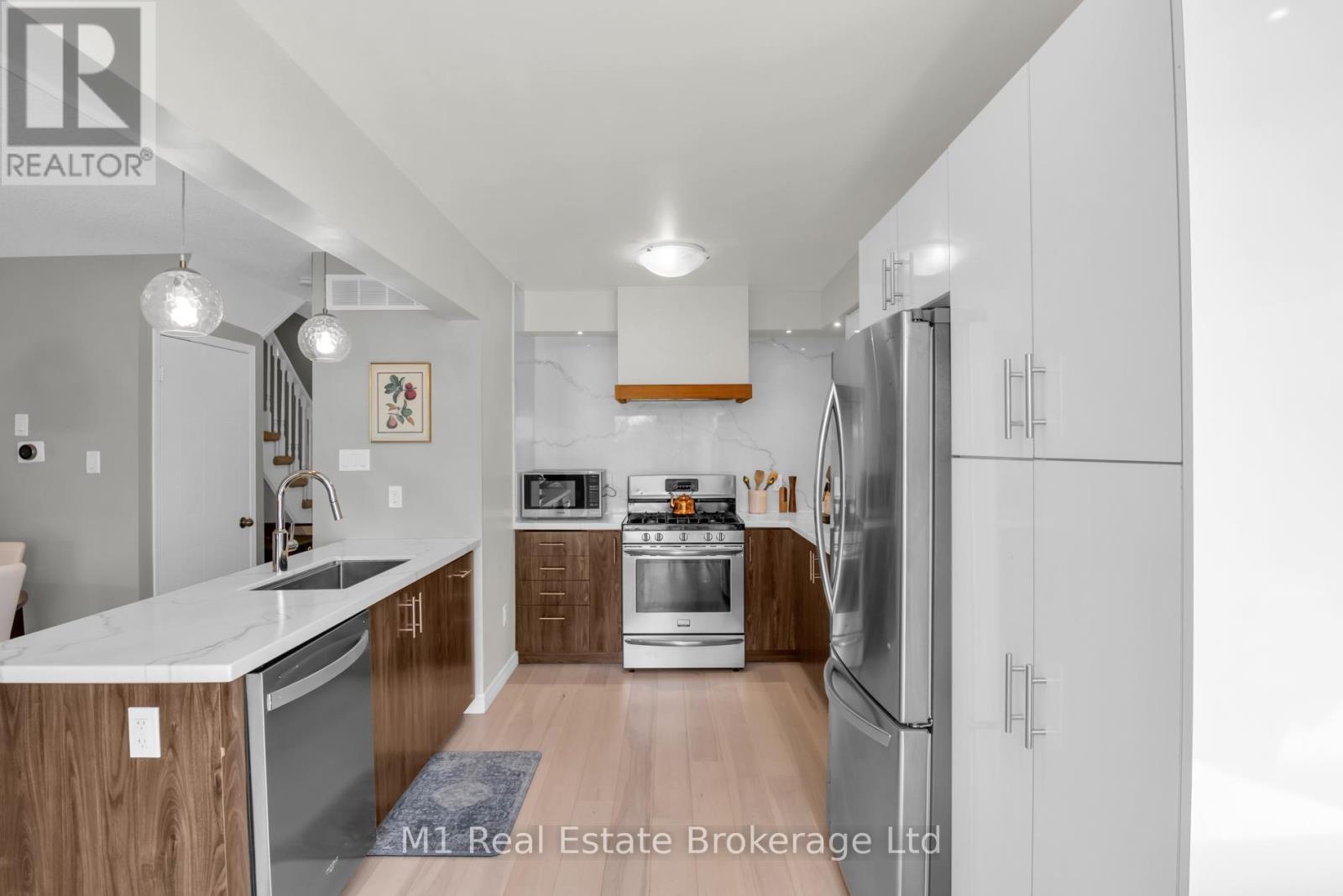 5 - 39 Ptarmigan Drive, Guelph (Kortright Hills), Ontario  N1C 1E8 - Photo 17 - X13058826