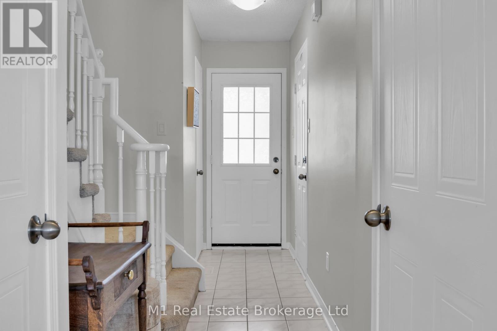 5 - 39 Ptarmigan Drive, Guelph (Kortright Hills), Ontario  N1C 1E8 - Photo 9 - X13058826