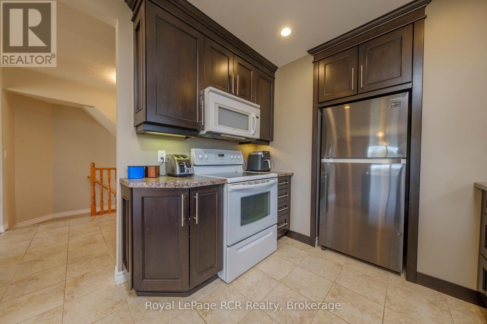 821 Mackendrick Drive, Kincardine, Ontario  N2Z 3A5 - Photo 14 - X13059012