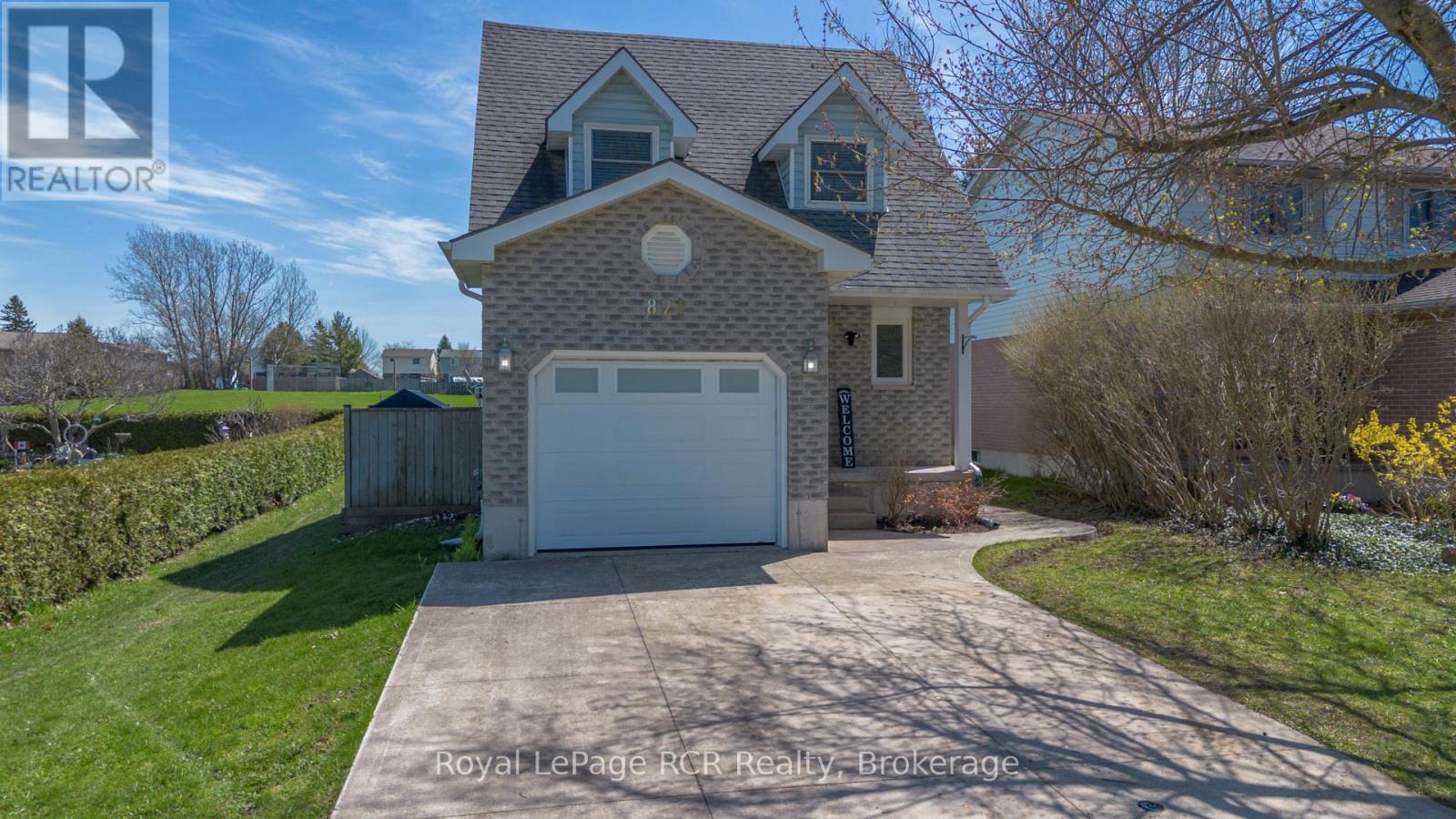 821 Mackendrick Drive, Kincardine, Ontario  N2Z 3A5 - Photo 2 - X13059012