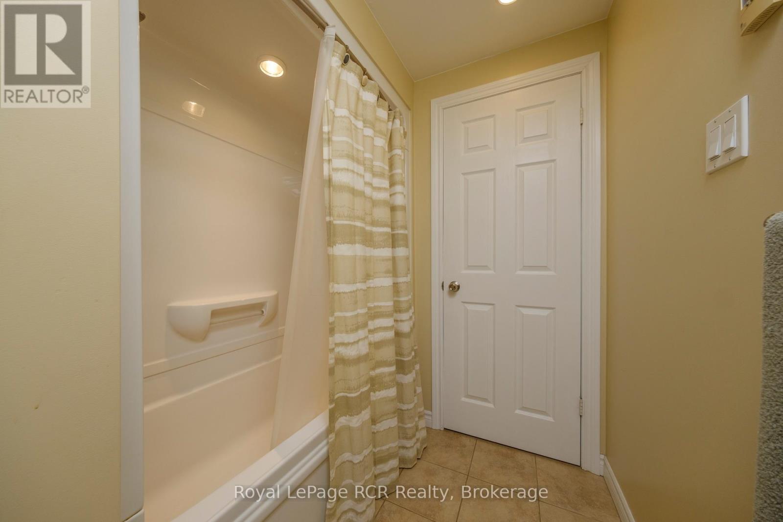 821 Mackendrick Drive, Kincardine, Ontario  N2Z 3A5 - Photo 22 - X13059012