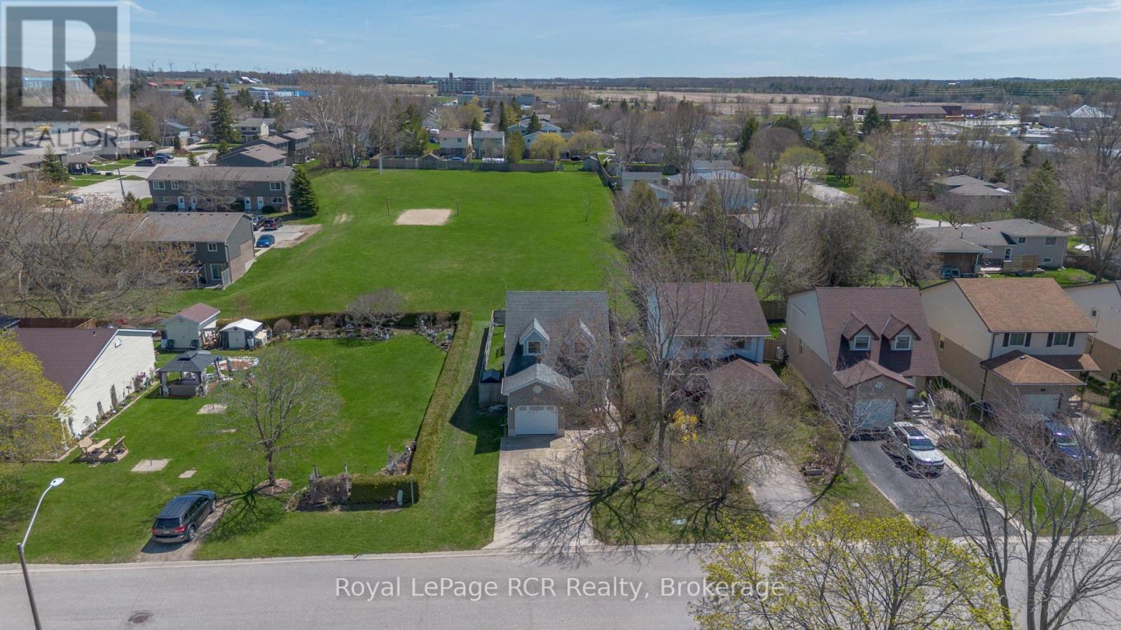 821 Mackendrick Drive, Kincardine, Ontario  N2Z 3A5 - Photo 31 - X13059012