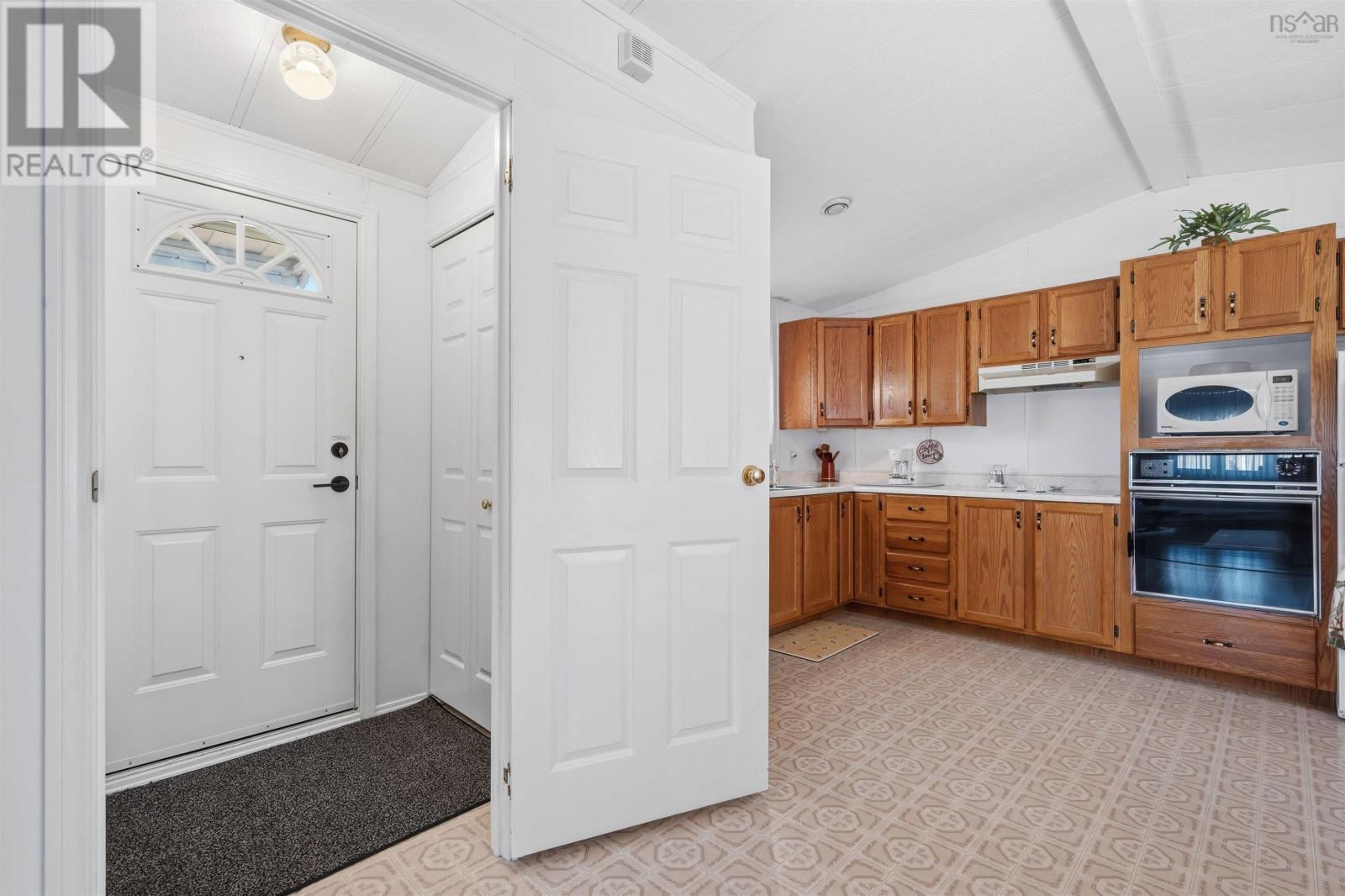 8 Shasta Lane, Halifax, Nova Scotia  B3M 1G1 - Photo 7 - 202608989