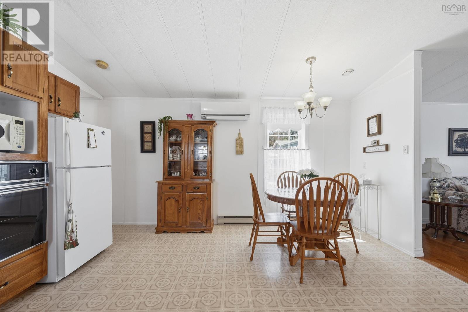 8 Shasta Lane, Halifax, Nova Scotia  B3M 1G1 - Photo 9 - 202608989