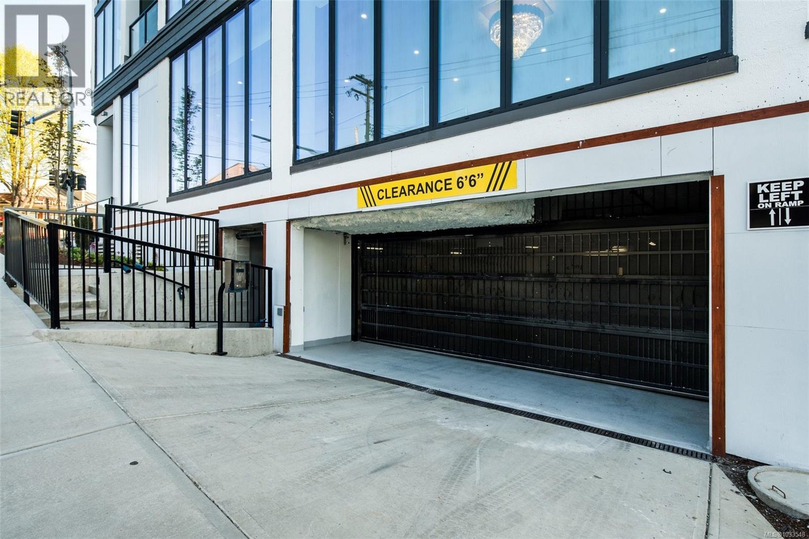 807 899 Esquimalt Rd, Esquimalt, British Columbia  V9A 3M5 - Photo 26 - 1033548