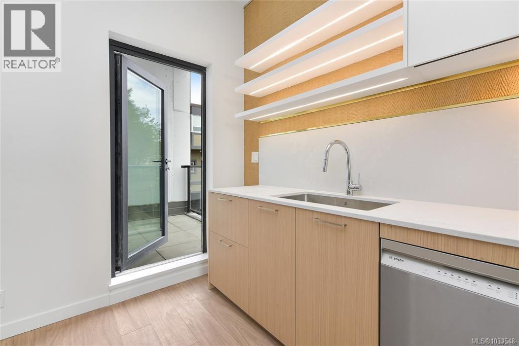 807 899 Esquimalt Rd, Esquimalt, British Columbia  V9A 3M5 - Photo 32 - 1033548