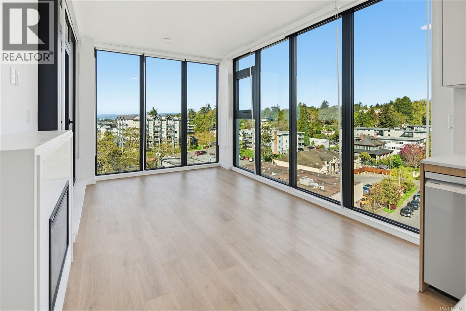 807 899 Esquimalt Rd, Esquimalt, British Columbia  V9A 3M5 - Photo 10 - 1033548