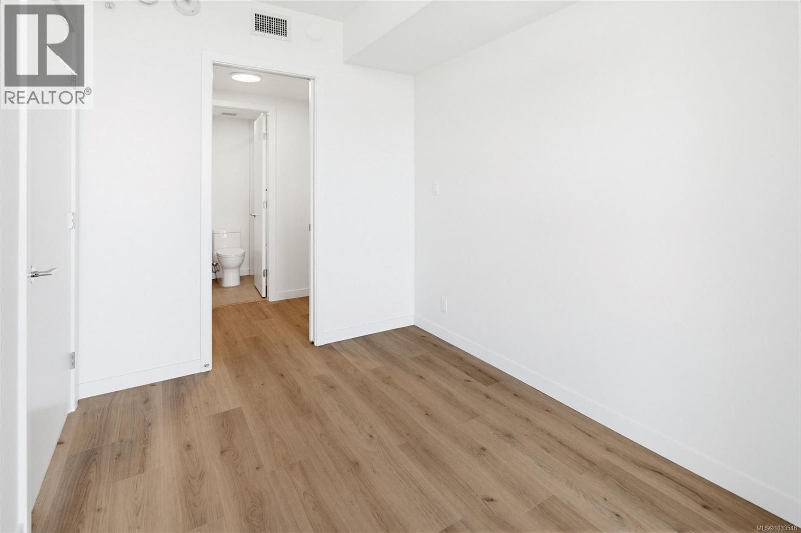 807 899 Esquimalt Rd, Esquimalt, British Columbia  V9A 3M5 - Photo 15 - 1033548