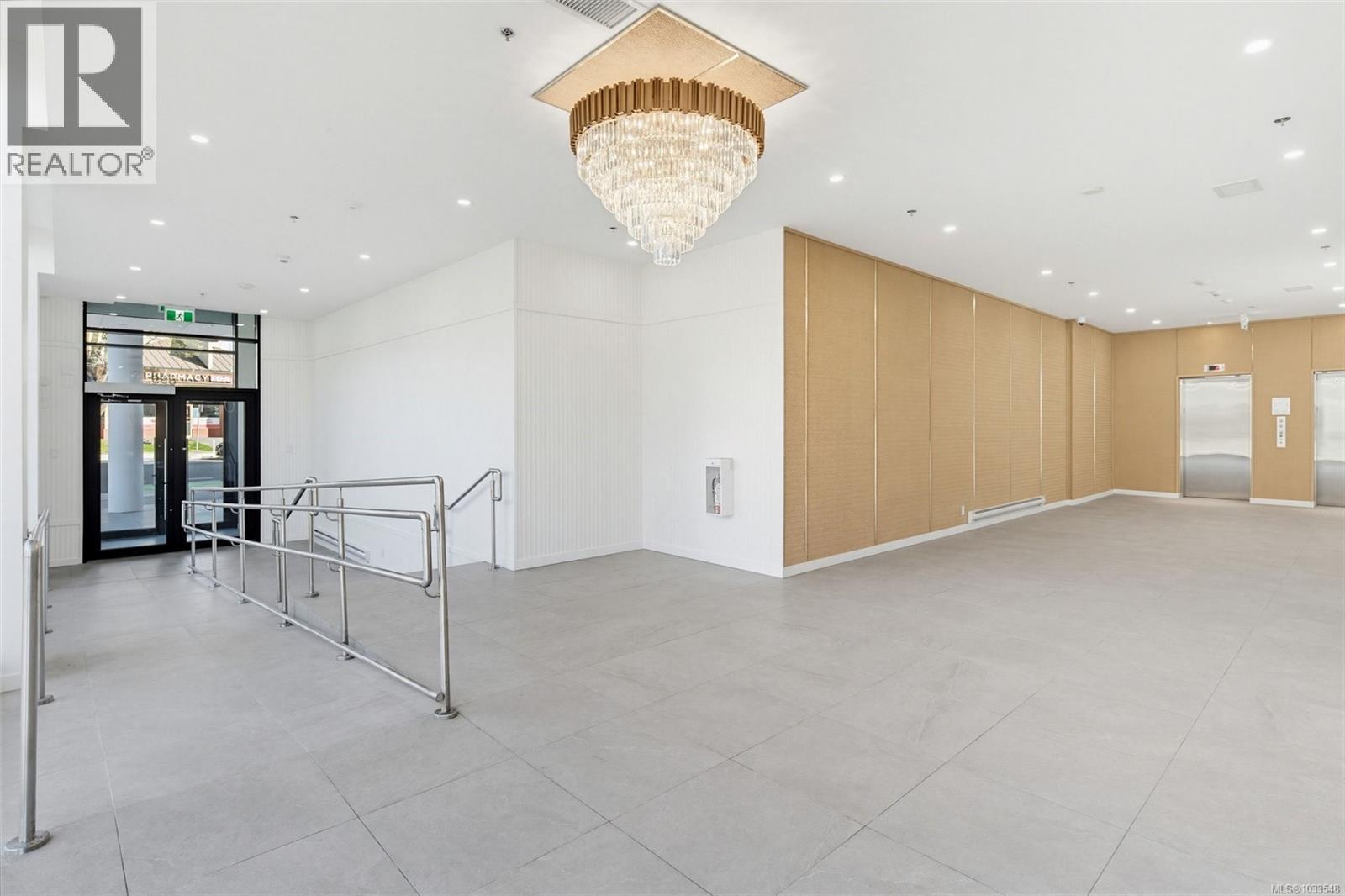 807 899 Esquimalt Rd, Esquimalt, British Columbia  V9A 3M5 - Photo 30 - 1033548