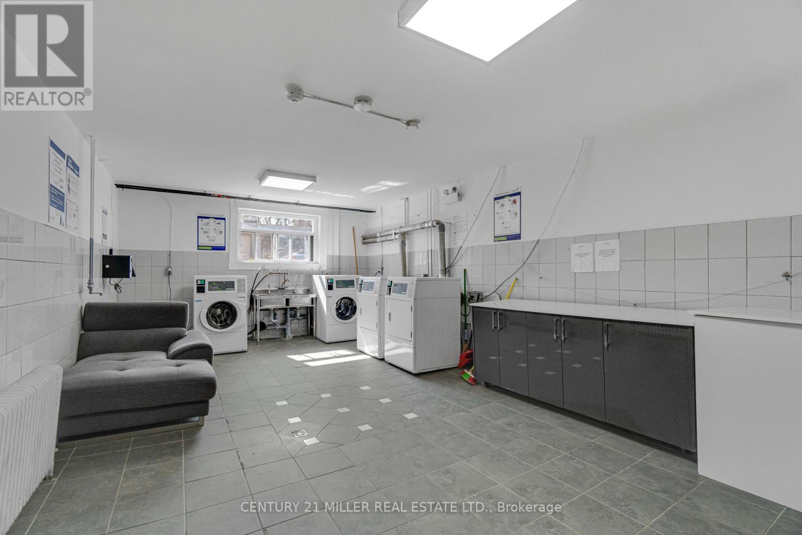 2 - 6 Saranac Boulevard, Toronto, Ontario  M6A 2G3 - Photo 18 - C13058840