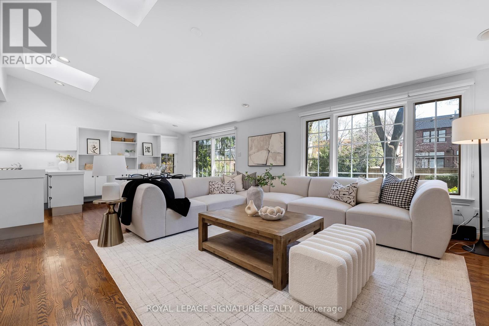 361 Lytton Boulevard, Toronto, Ontario  M5N 1R9 - Photo 12 - C13058894