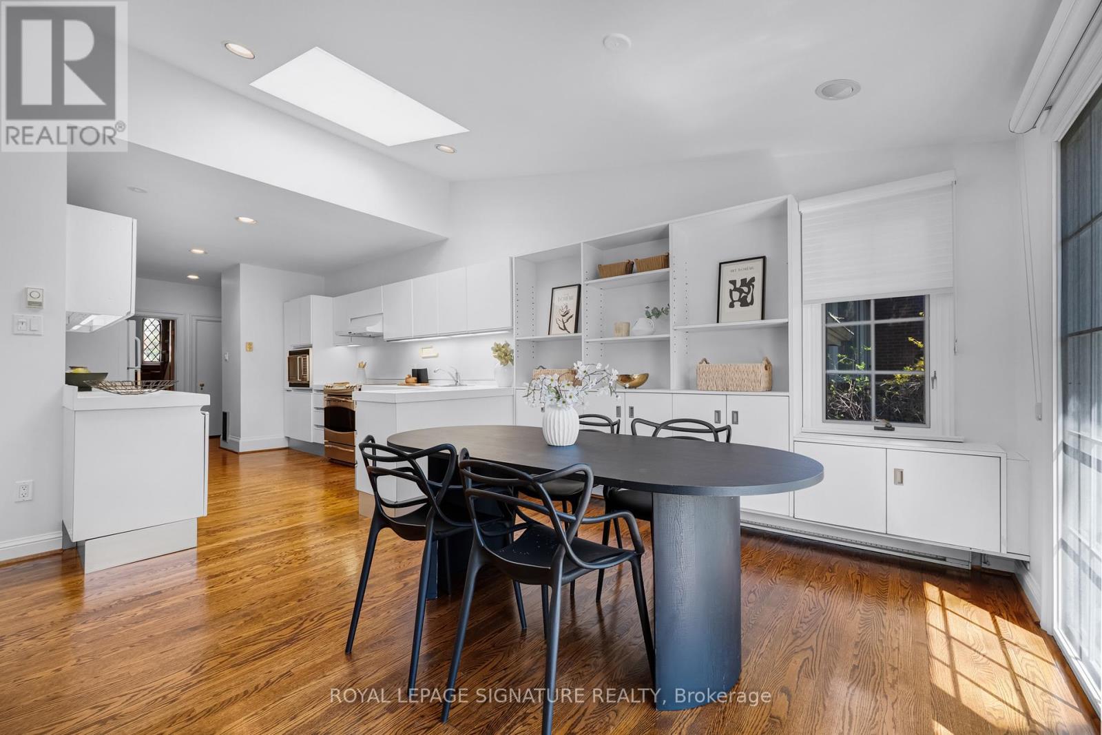 361 Lytton Boulevard, Toronto, Ontario  M5N 1R9 - Photo 9 - C13058894