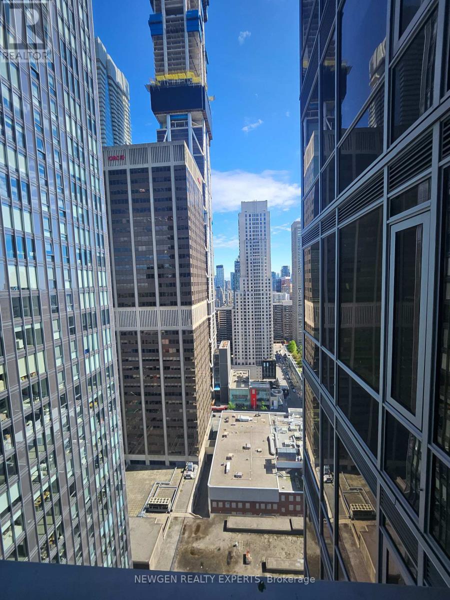 2609 - 11 Yorkville Avenue, Toronto, Ontario  M4W 1L2 - Photo 15 - C13058976