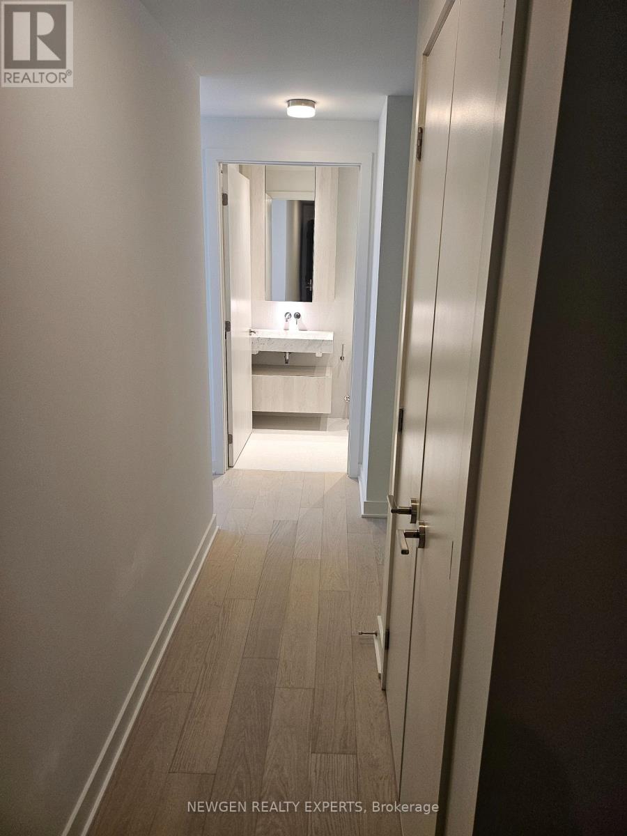 2609 - 11 Yorkville Avenue, Toronto, Ontario  M4W 1L2 - Photo 2 - C13058976