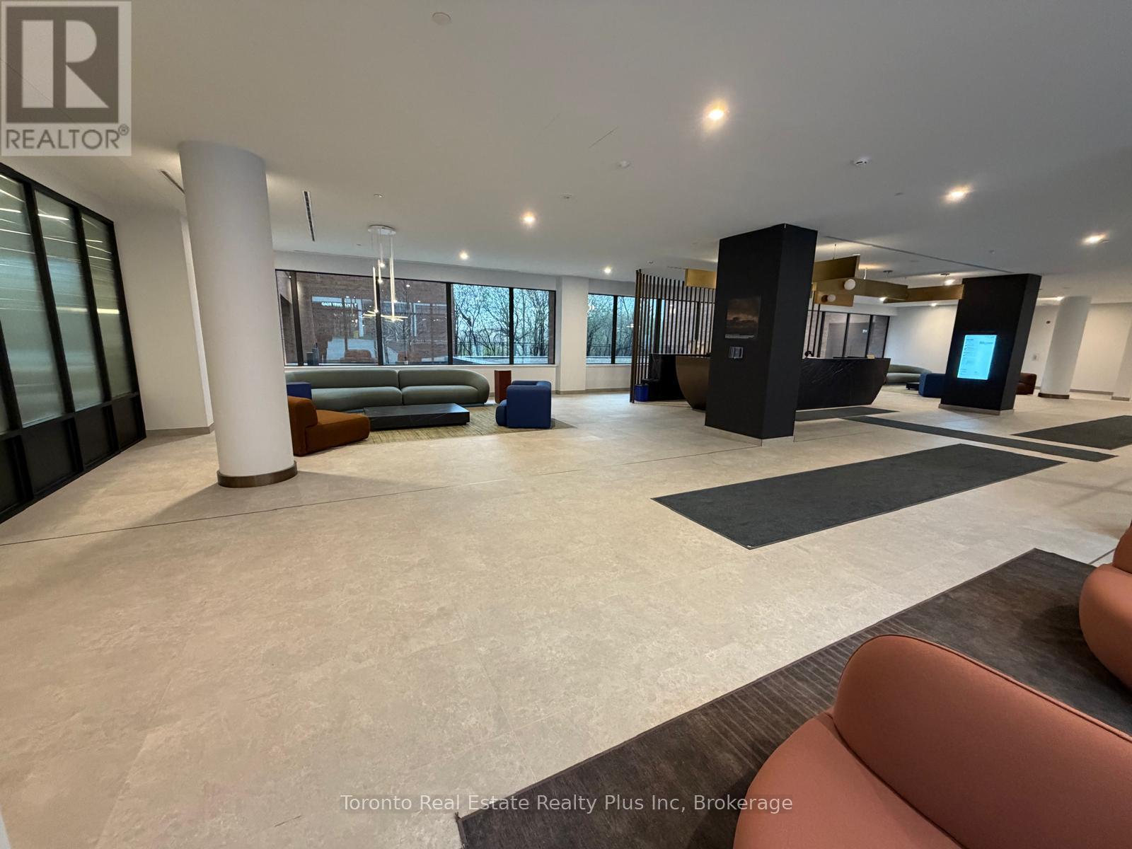 3705 - 1 Quarrington Lane, Toronto, Ontario  M3C 0S4 - Photo 3 - C13059024