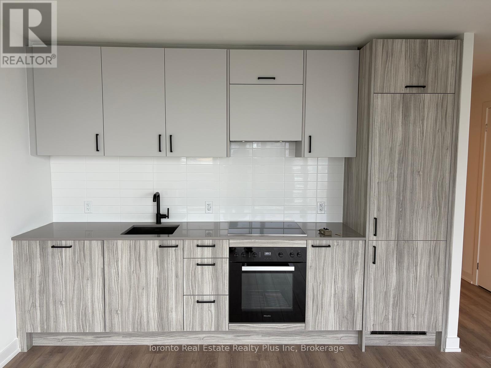 3705 - 1 Quarrington Lane, Toronto, Ontario  M3C 0S4 - Photo 5 - C13059024