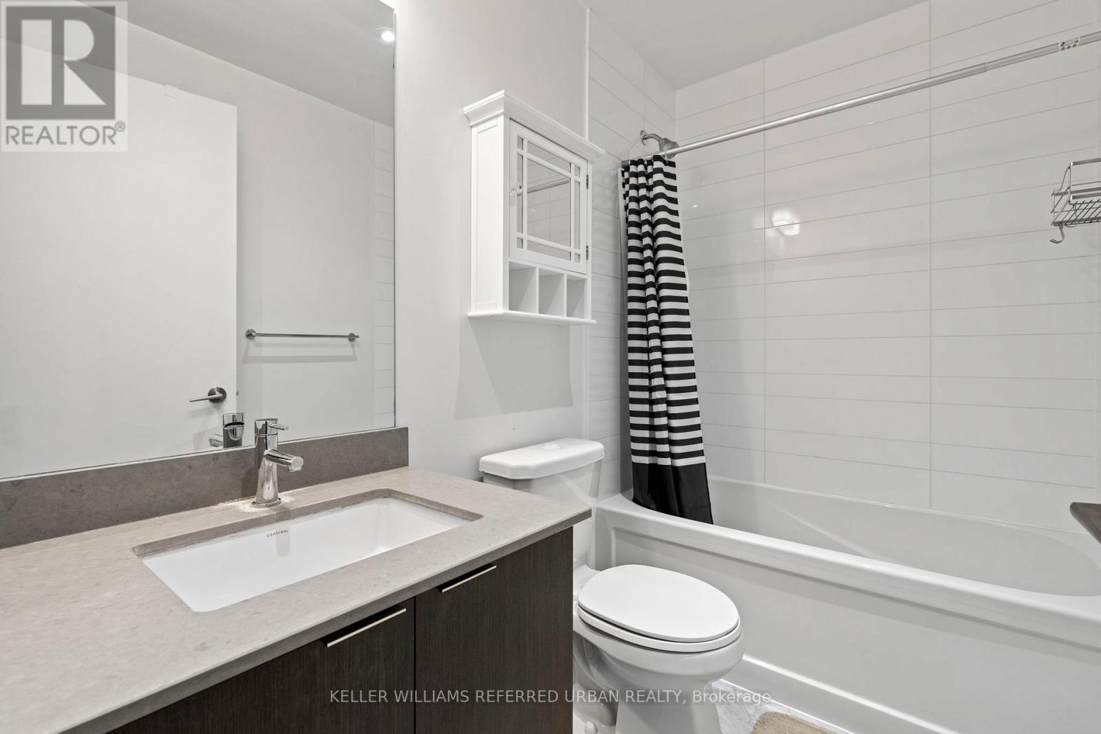 705 - 50 Bruyeres Mews, Toronto, Ontario  M5V 0H8 - Photo 7 - C13059034