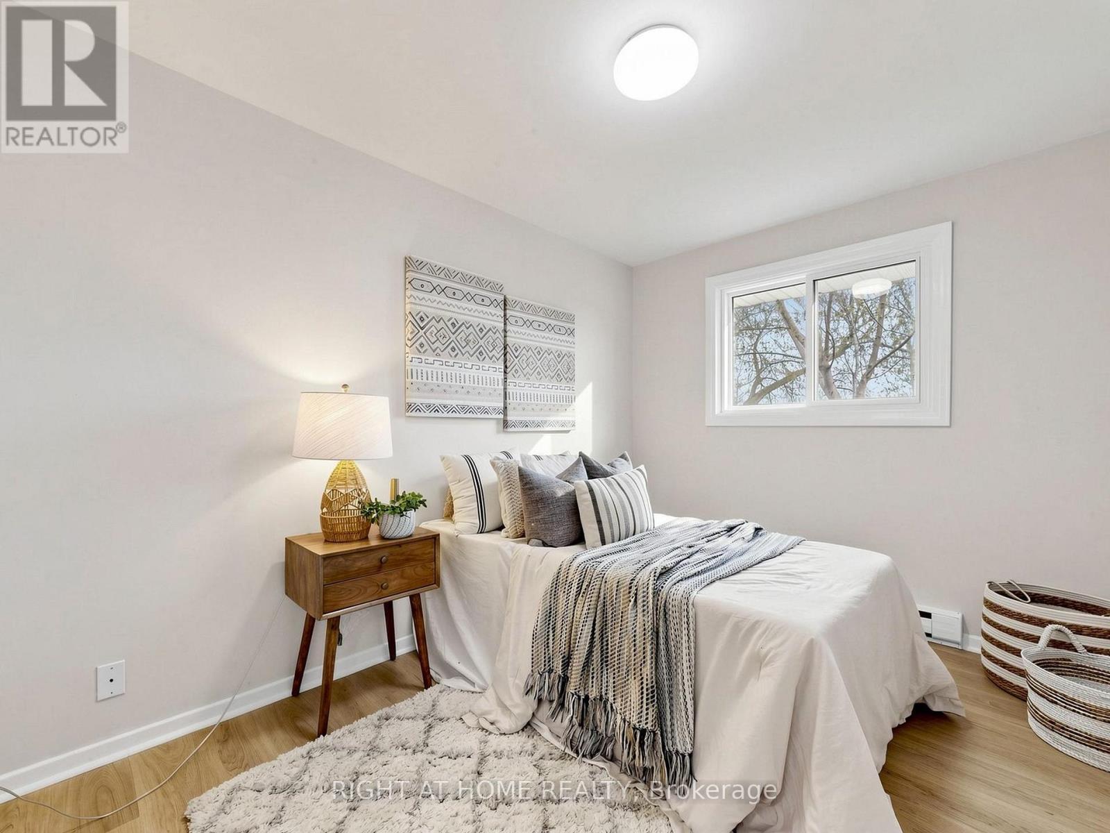 345 Dwight Avenue, Oshawa, Ontario  L1J 1K8 - Photo 10 - E13058890