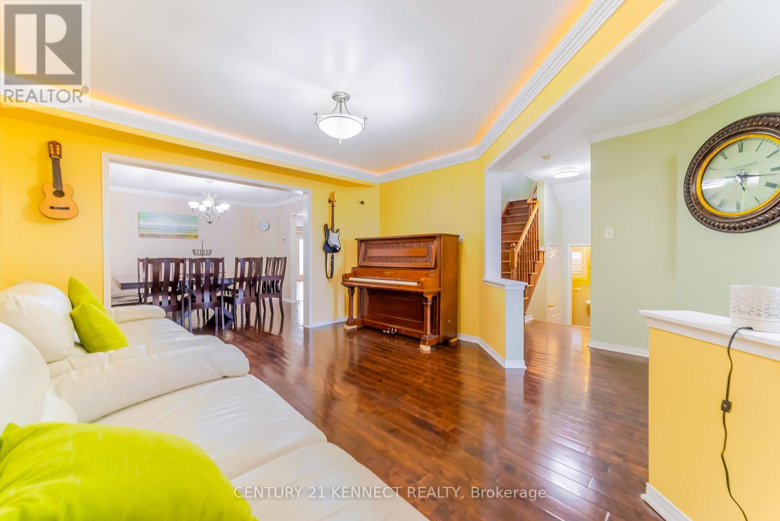 1566 Aldergrove Drive, Oshawa, Ontario  L1K 2Y2 - Photo 8 - E13058984