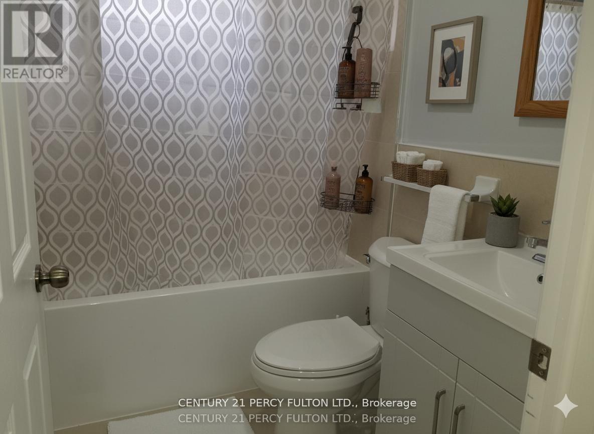 1033 Centre Street N, Whitby, Ontario  L1N 4V4 - Photo 11 - E13059010